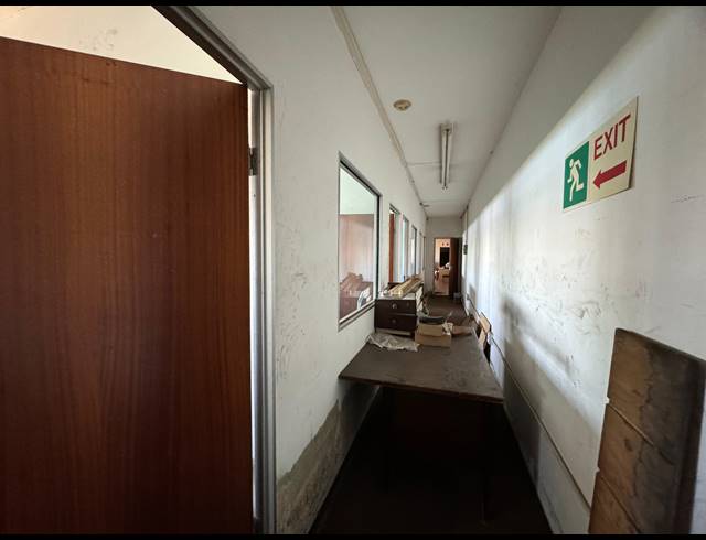 1,800M² WAREHOUSE FOR SALE IN INDUSTRIA NORTH